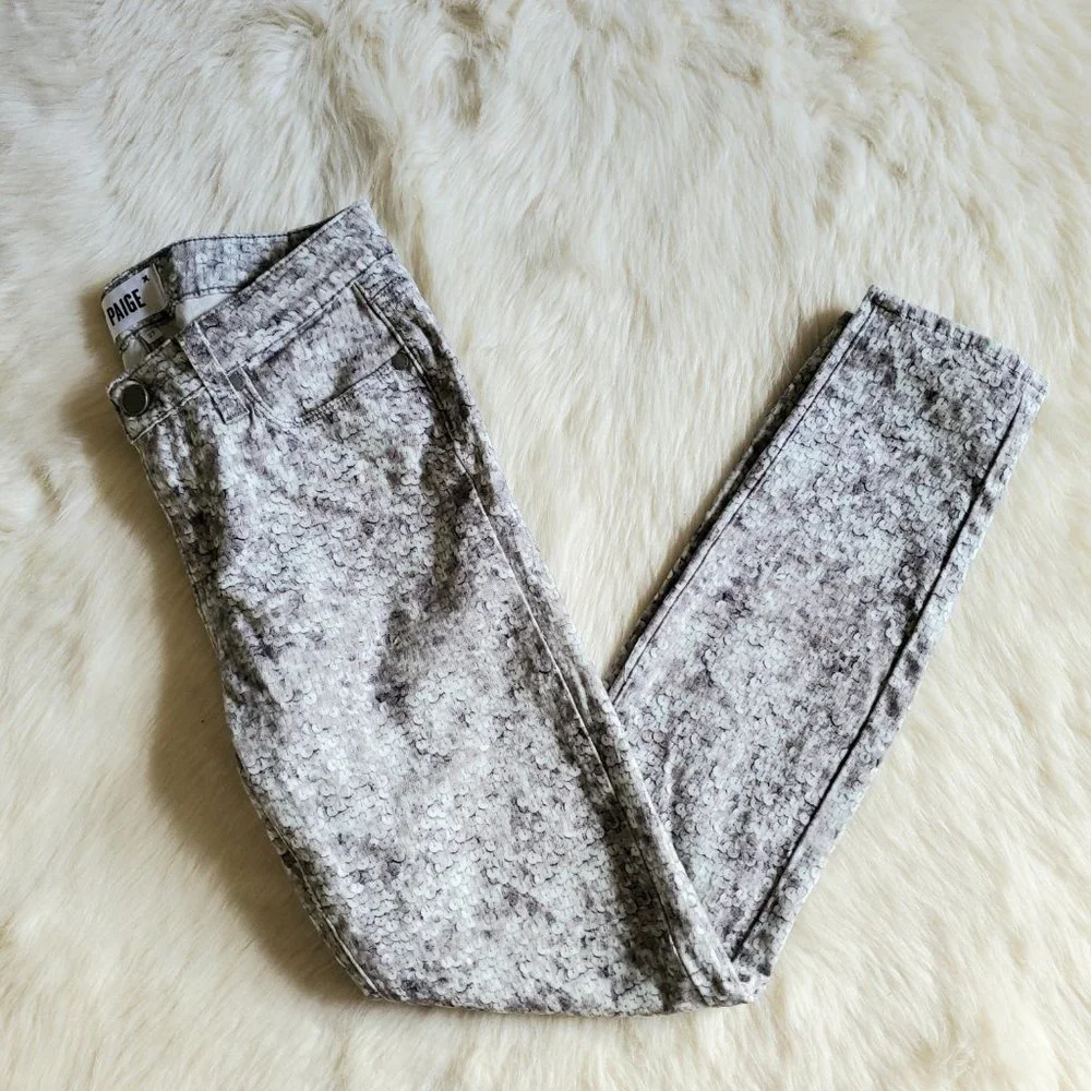 PAIGE Verdugo Ankle Skinny Jeans in Pewter Sequin Size 27 LIKE NEW - Picture 5 of 16